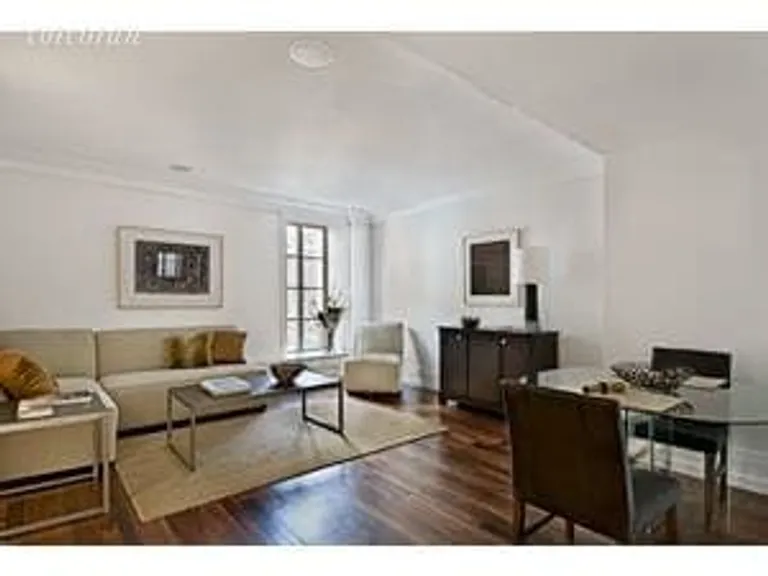 New York City Real Estate | View 140 East 63rd Street, 5F | 1 Bed, 1 Bath | View 1