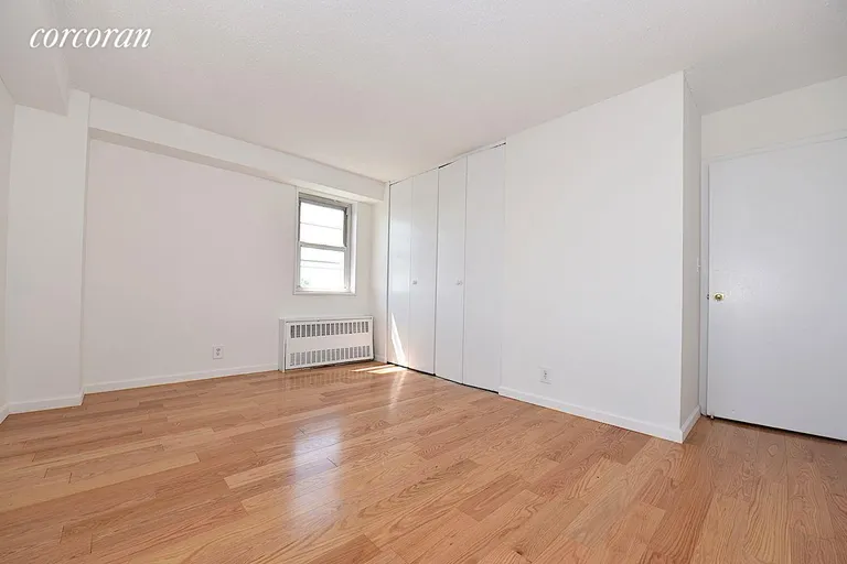 New York City Real Estate | View 47-50 59th Street, 8H | room 8 | View 9