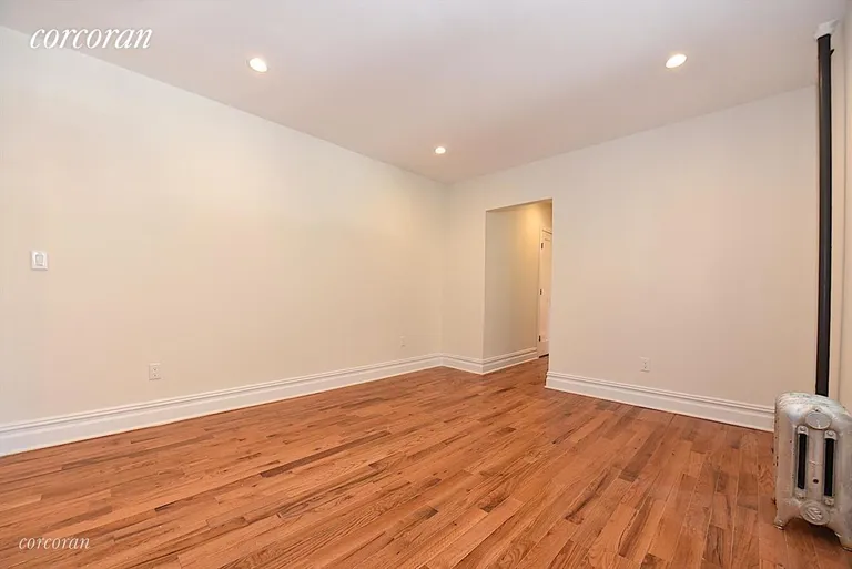 New York City Real Estate | View 32-20 34th Avenue, 4A | room 3 | View 4