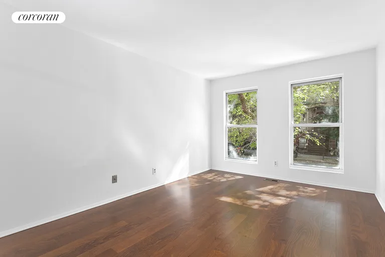 New York City Real Estate | View 157 Gates Avenue, B | room 4 | View 5