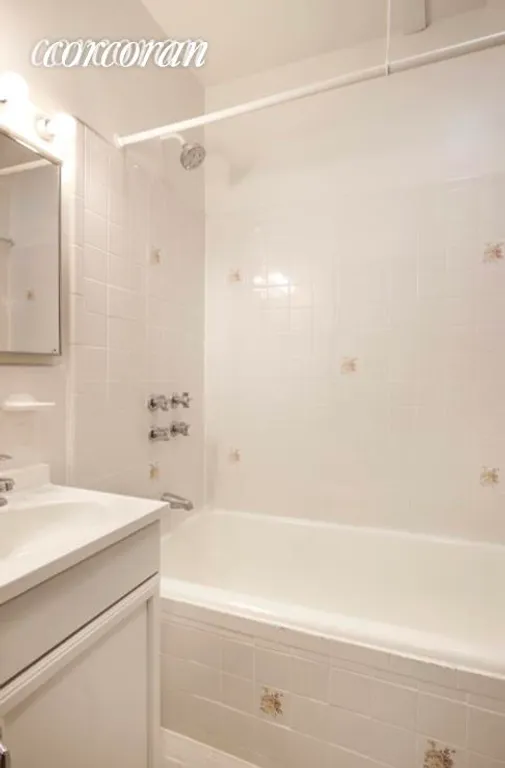 New York City Real Estate | View 302 West 76th Street, 4d | room 3 | View 4