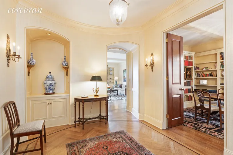 New York City Real Estate | View 1140 Fifth Avenue, 10B | Foyer | View 2