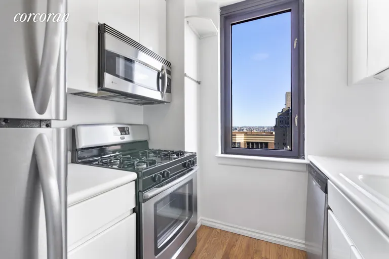 New York City Real Estate | View 455 EAST 86TH STREET, 17D | room 3 | View 4