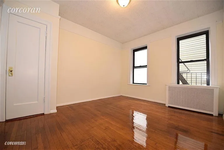 New York City Real Estate | View 25-41 30th Road, 2C | room 6 | View 7