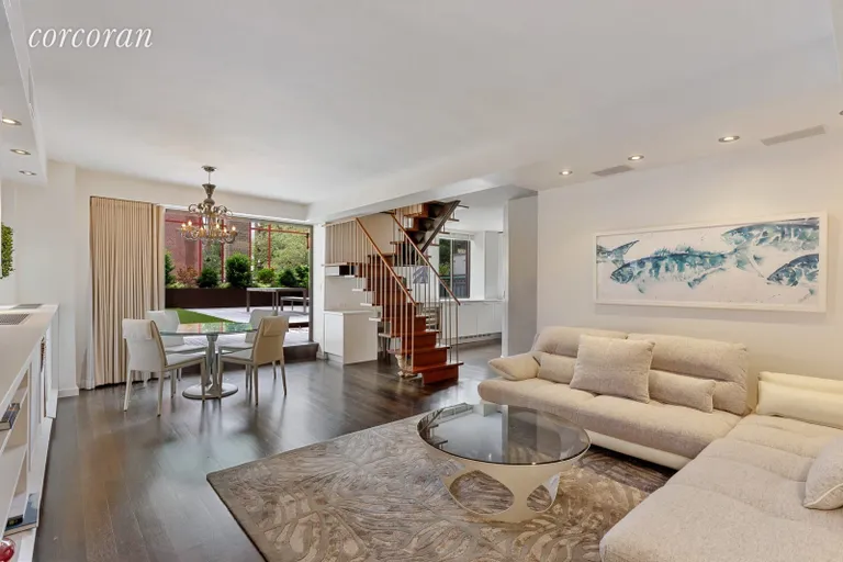 New York City Real Estate | View 140 Charles Street, 2E | room 1 | View 2