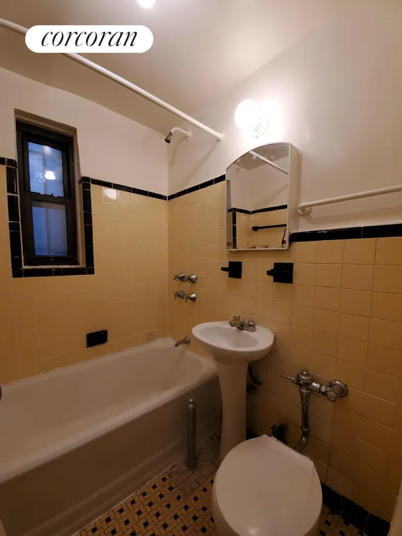 New York City Real Estate | View 225 West 15th Street, 2C | room 3 | View 4