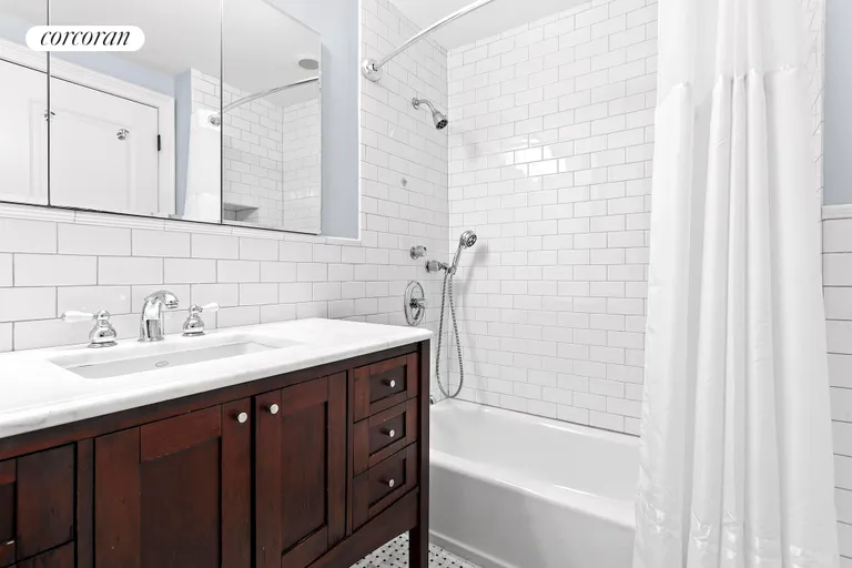 New York City Real Estate | View 60 West 68th Street, 4FG | Bathroom | View 6