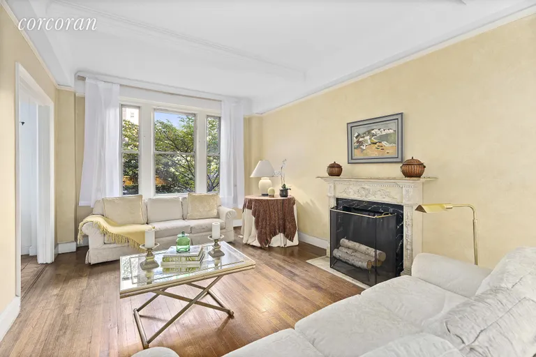 New York City Real Estate | View 139 East 94th Street, 2D | 1 Bed, 1 Bath | View 1