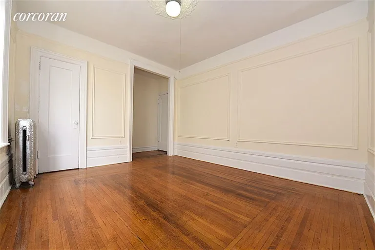 New York City Real Estate | View 30-86 32nd Street, 8 | room 2 | View 3