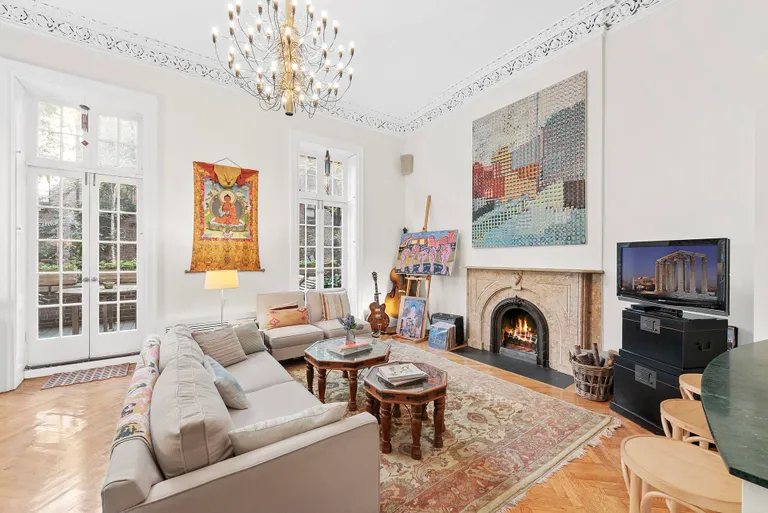 New York City Real Estate | View 137 East 15th Street, 1B | 2 Beds, 2 Baths | View 1