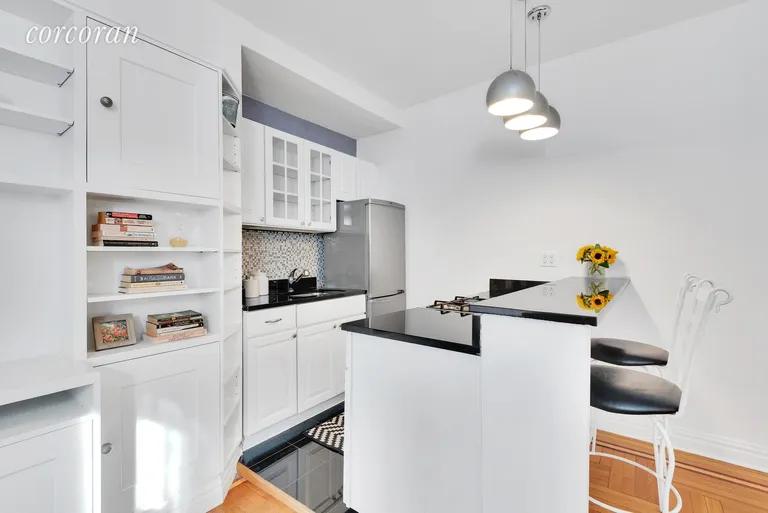 New York City Real Estate | View 87 Barrow Street, 5F | 1 Bed, 1 Bath | View 1