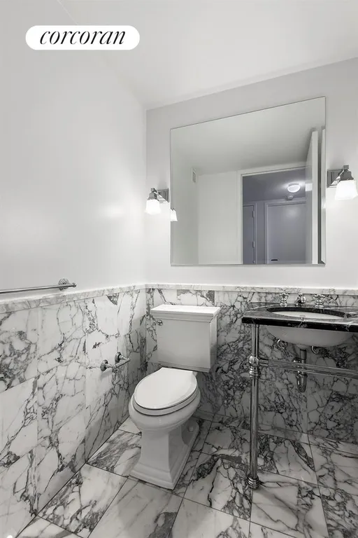 New York City Real Estate | View 401 East 60th Street, 11D | Bathroom | View 7