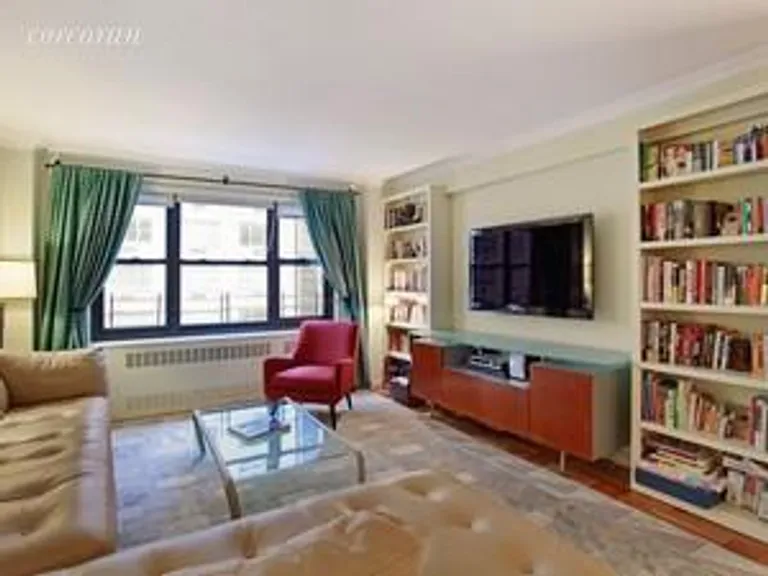 New York City Real Estate | View 135 East 54th Street, 4E | 2 Beds, 2 Baths | View 1