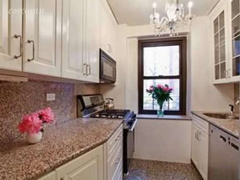 New York City Real Estate | View 135 East 54th Street, 4E | Modern Kitchen | View 4