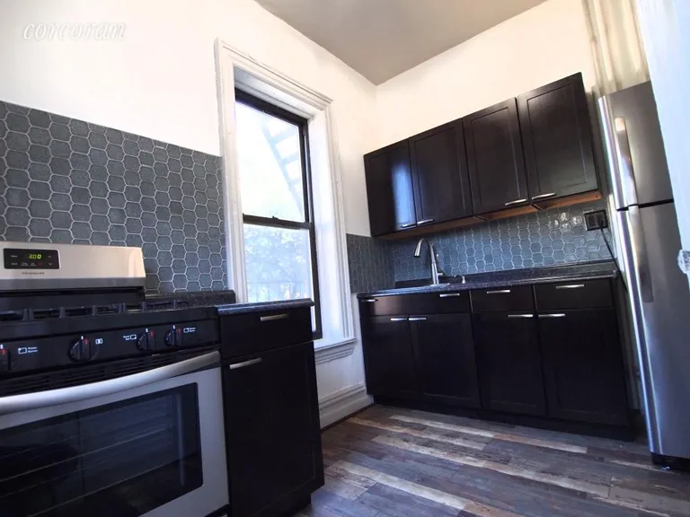 New York City Real Estate | View 1383 Dean Street, 2L | room 3 | View 4