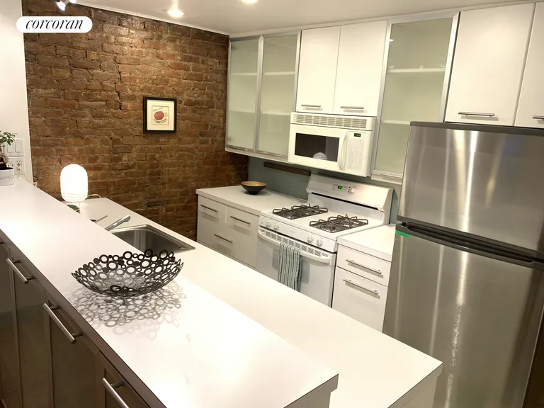 New York City Real Estate | View 48 South Portland Avenue, 1 | room 1 | View 2