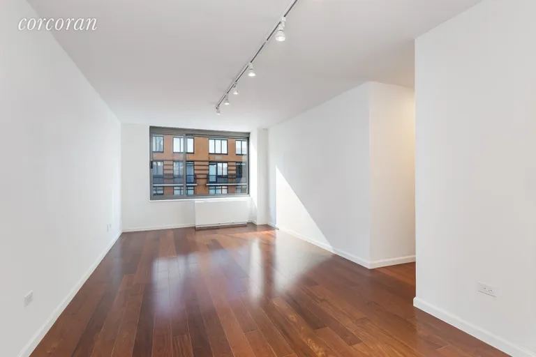 New York City Real Estate | View 2 South End Avenue, 9H | Spacious Living Room | View 2