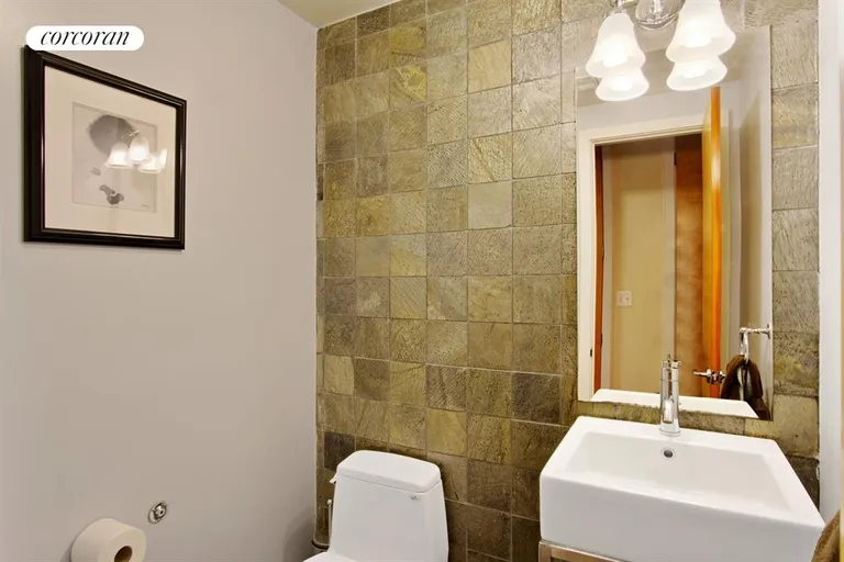 New York City Real Estate | View 197 Spencer Street, 5A | 2nd Bathroom | View 4