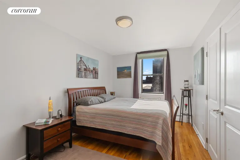 New York City Real Estate | View 156 Sackett Street, 4C | Master Bedroom | View 3