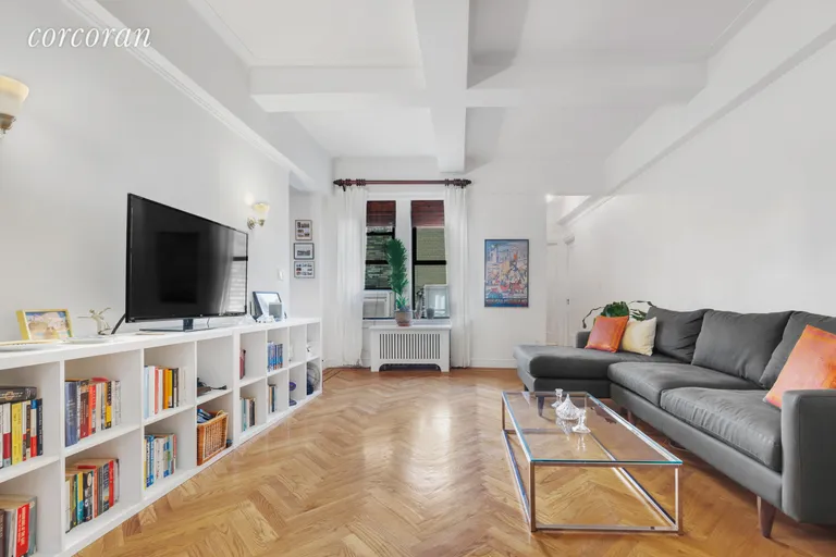 New York City Real Estate | View 41 West 72Nd Street, 17H | room 1 | View 2
