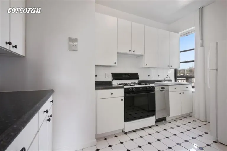 New York City Real Estate | View 573 3rd Street, 5T | room 3 | View 4
