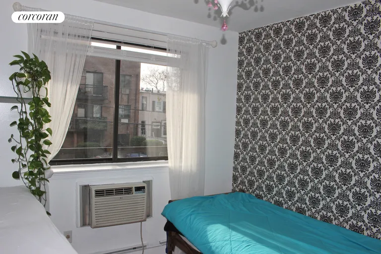 New York City Real Estate | View 468 17th Street, 2B | room 6 | View 7