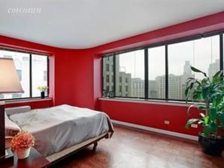 New York City Real Estate | View 45 East 25th Street, 19B | room 1 | View 2