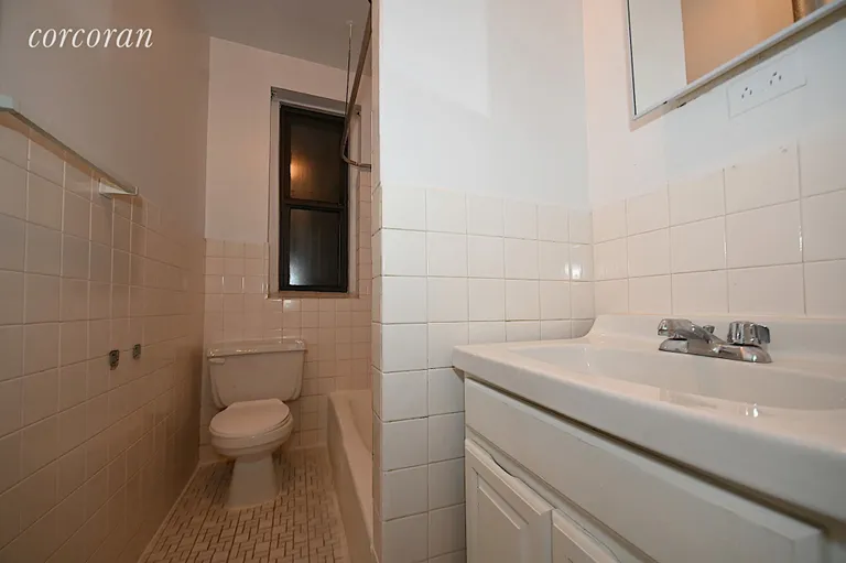 New York City Real Estate | View 2710 Valentine Avenue, 64 | room 5 | View 6