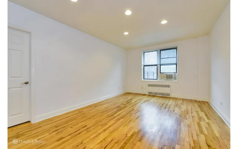New York City Real Estate | View 103-25 68th Avenue, 3R | room 3 | View 4