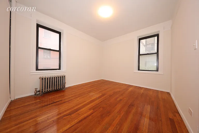 New York City Real Estate | View 25-41 30th Road, 1B | room 4 | View 5