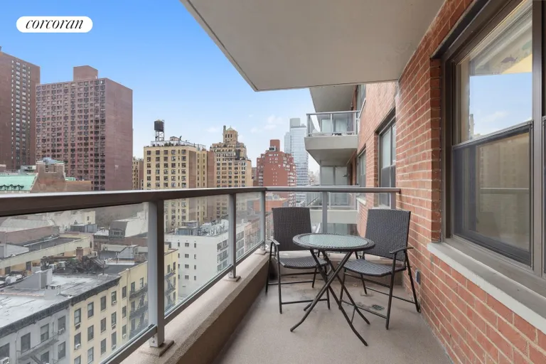 New York City Real Estate | View 300 East 71st Street, 12H | room 4 | View 5