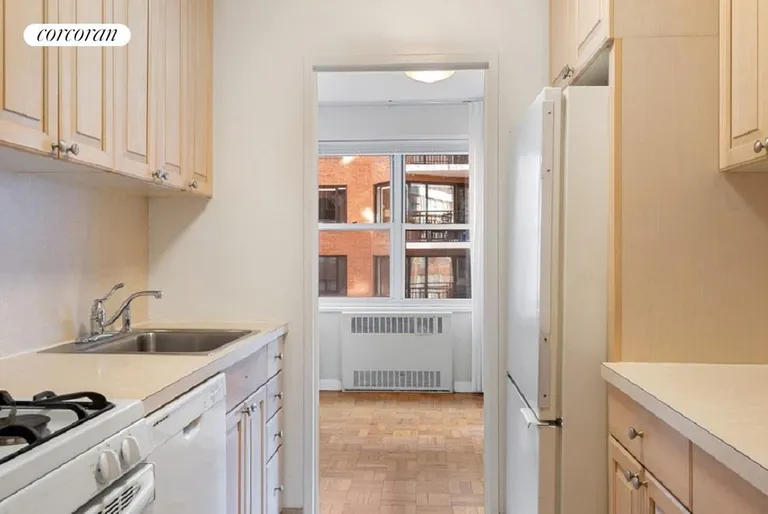 New York City Real Estate | View 50 Sutton Place South, 11K | Kitchen | View 6