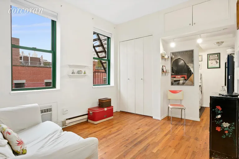 New York City Real Estate | View 23 Waverly Place, 6A | 1 Bath | View 1