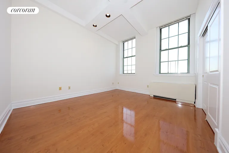 New York City Real Estate | View 45-02 Ditmars Boulevard, 411 | room 5 | View 6