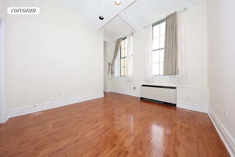 New York City Real Estate | View 45-02 Ditmars Boulevard, 539 | room 5 | View 6
