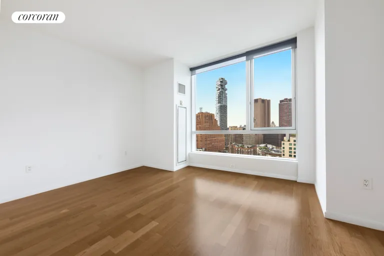New York City Real Estate | View 200 Chambers Street, 28F | room 7 | View 8