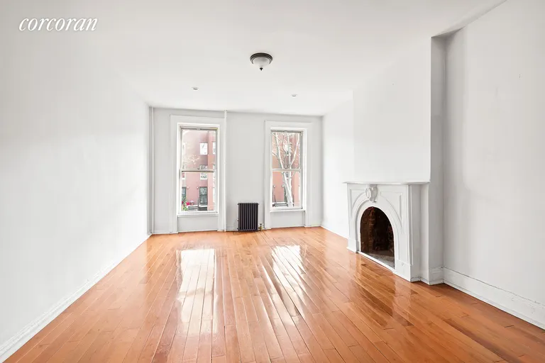 New York City Real Estate | View 364 Grand Avenue | room 2 | View 3