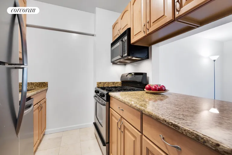 New York City Real Estate | View 45 East 25th Street, 18D | RENOVATED KITCHEN! | View 3