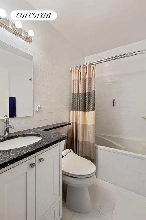 New York City Real Estate | View 61 West 62Nd Street, 9C | Bathroom | View 5