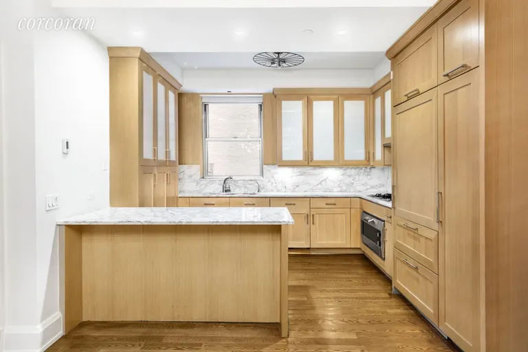 New York City Real Estate | View 31 East 28th Street, 5W | room 2 | View 3