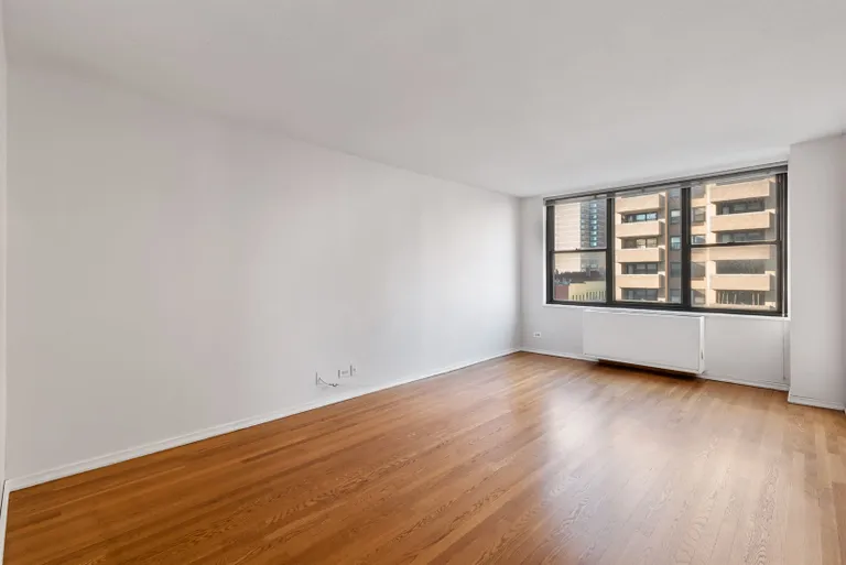 New York City Real Estate | View 301 East 87th Street, 8C | Living Room | View 2