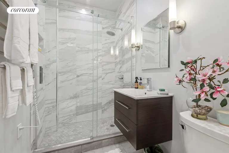 New York City Real Estate | View 159 Madison Avenue, 7G | Bathroom | View 5