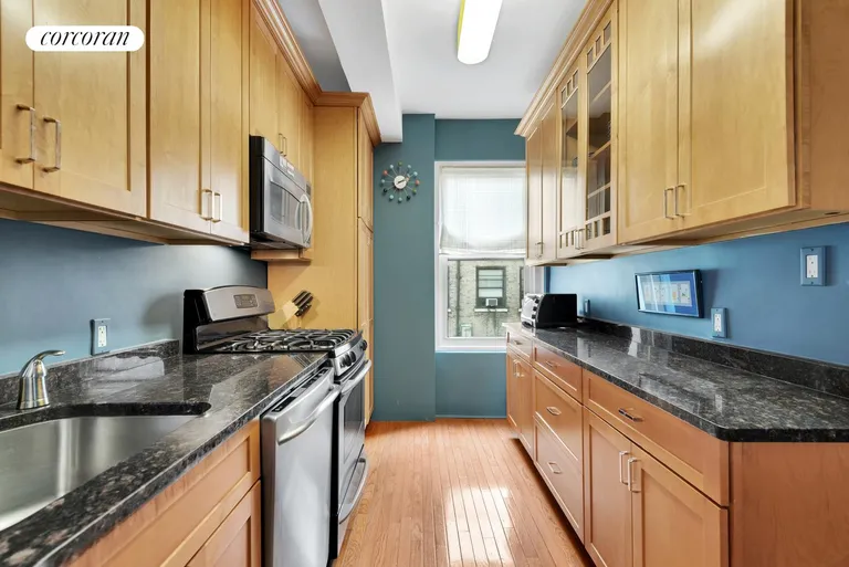 New York City Real Estate | View 145 West 86th Street, 11D | Kitchen | View 4