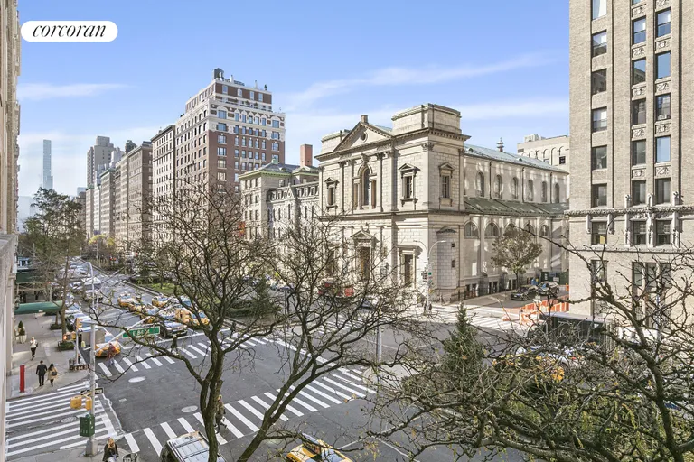 New York City Real Estate | View 1001 Park Avenue, 3/4N | Park Avenue Views from five rooms | View 4