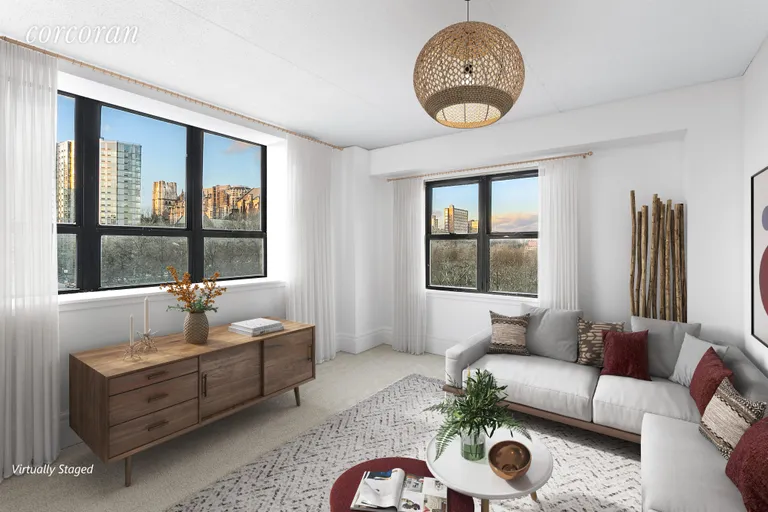 New York City Real Estate | View 220 Manhattan Avenue, 7H | room 2 | View 3