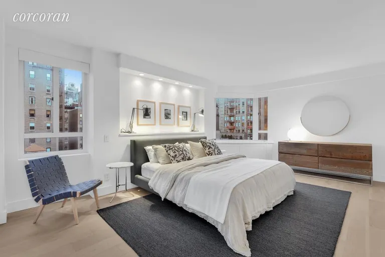 New York City Real Estate | View 30 East 62nd Street, 15A | room 3 | View 4