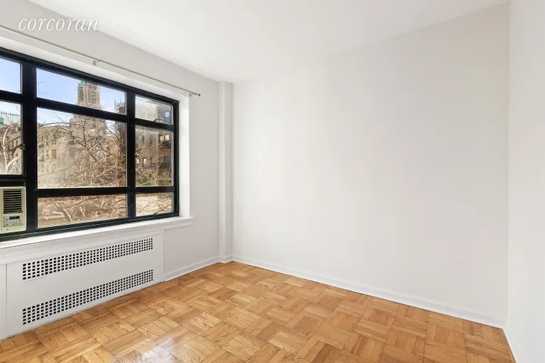 New York City Real Estate | View 100 Remsen Street, 3F | room 4 | View 5