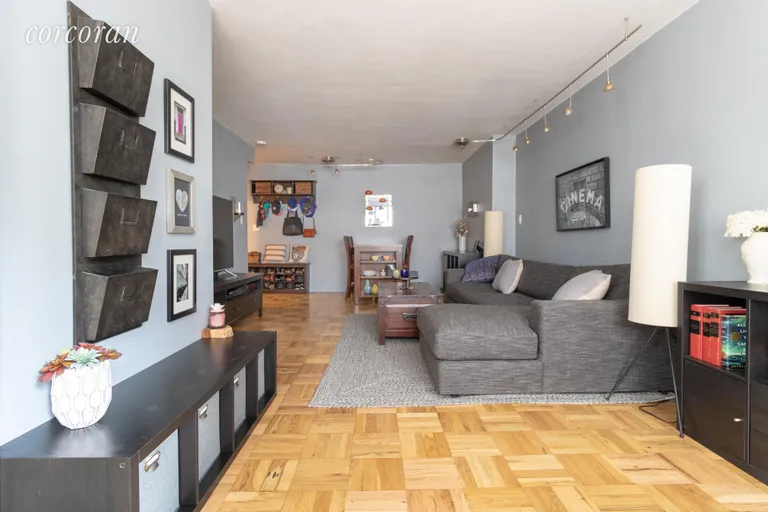 New York City Real Estate | View 315 West 70th Street, 14 2B | room 1 | View 2