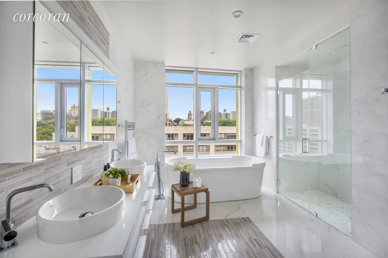 New York City Real Estate | View 285 West 110th Street, 9A | Bathroom | View 6