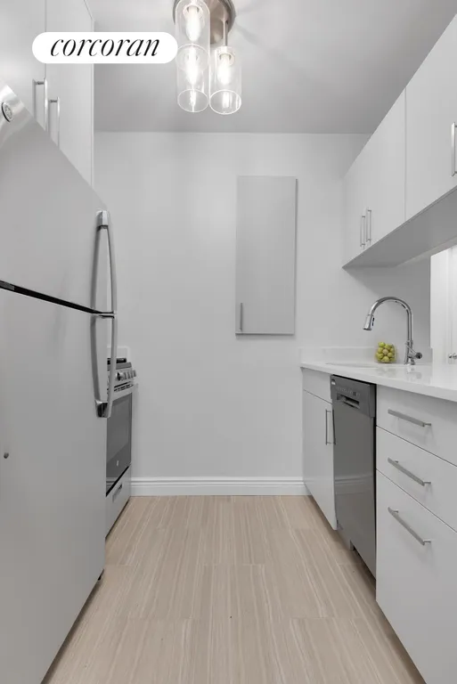 New York City Real Estate | View 45 East 25th Street, 18C | ALL NEW KITCHEN! | View 4